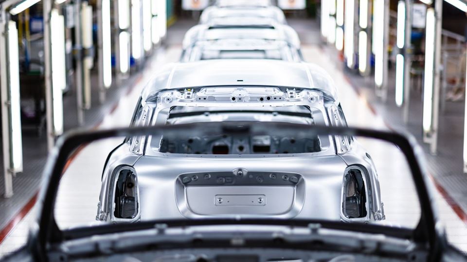 Nedcar houdt paar honderd ‘werklozen’ in dienst